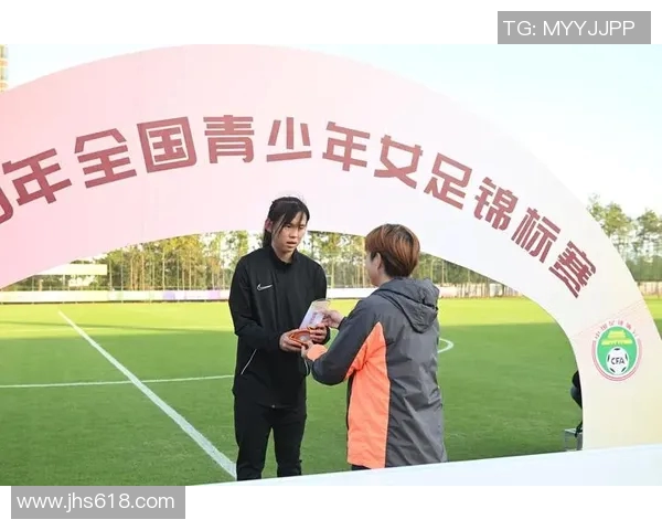 中国足球明星女性运动员的杰出代表与成就分析