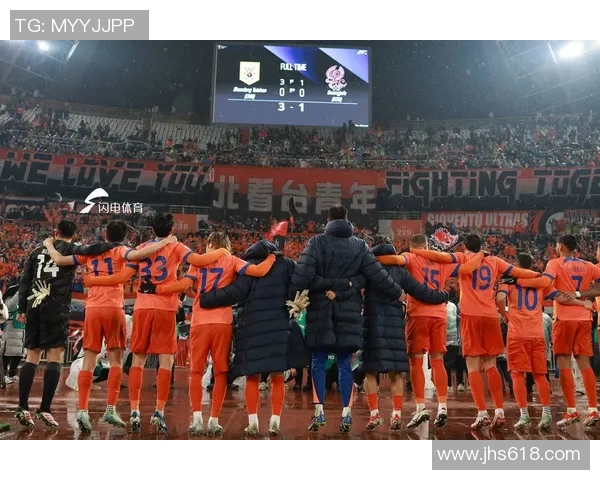 山东鲁能泰山迎战河内队全力争胜展现球队实力与团结精神 山东鲁能泰山迎战河内队全力争胜展现球队实力与团结精神